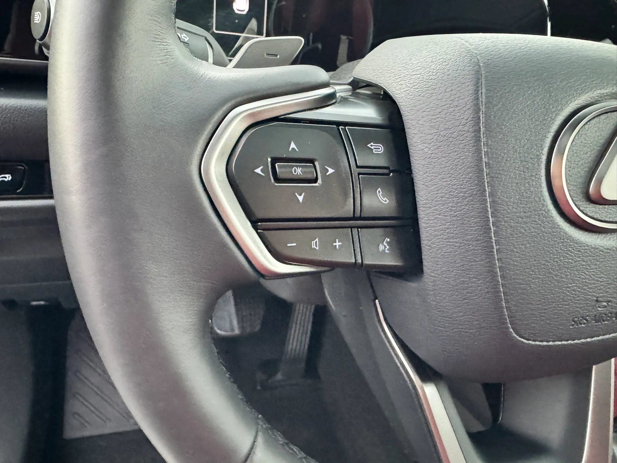 Used 2025 Lexus NX 350 AWD w/ Accessory Package (2T) image 23
