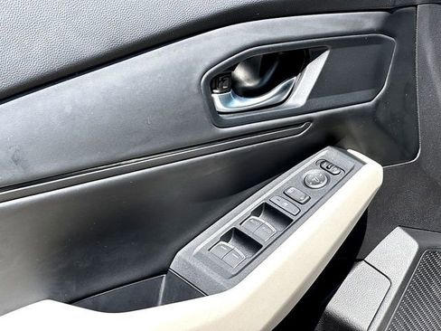 Used 2025 Honda Accord SE image 11