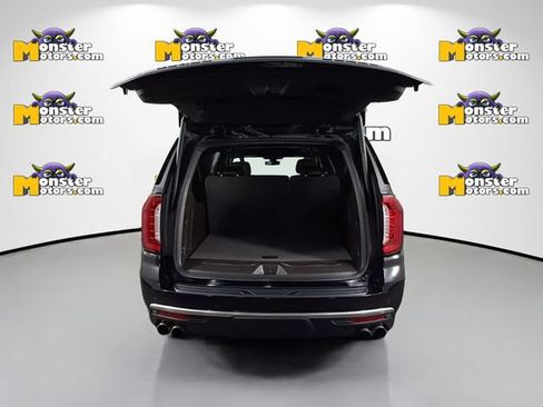 Used 2021 GMC Yukon XL Denali AWD/4WD image 28
