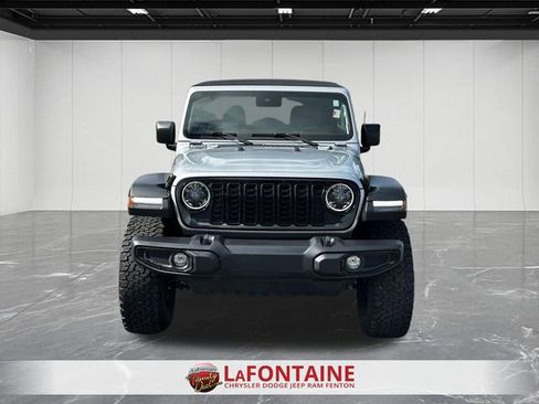 Used 2024 Jeep Wrangler Unlimited Sport AWD/4WD image 8
