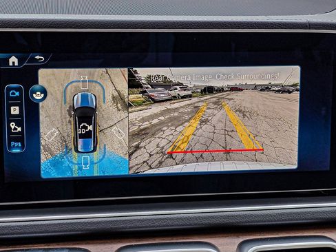 New 2026 Mercedes-Benz GLS 450 4MATIC image 17