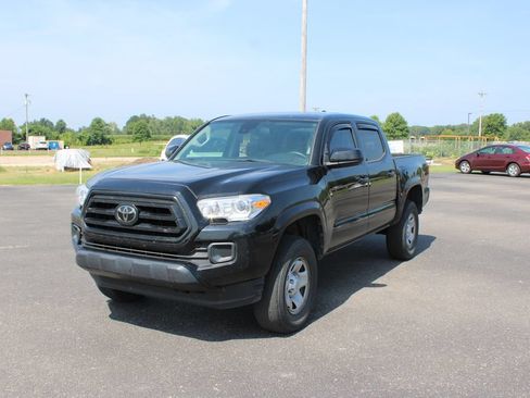 Used 2021 Toyota Tacoma SR w/ SR Convenience Package RWD image 4