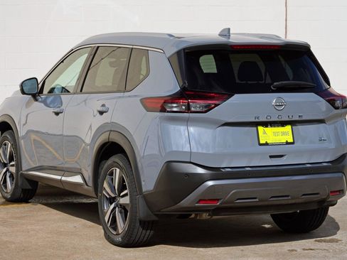 Used 2023 Nissan Rogue SL w/ SL Premium Package FWD image 48