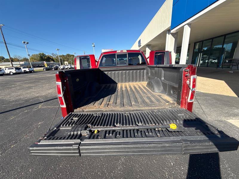 Used 2013 Ford F150 XLT w/ Luxury Equipment Group AWD/4WD image 16