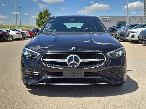 Used 2025 Mercedes-Benz C 300 Sedan image 10