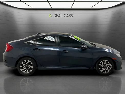 Used 2017 Honda Civic EX image 3