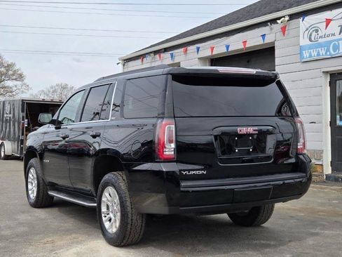 Used 2018 GMC Yukon SLT w/ Open Road Package AWD/4WD image 3