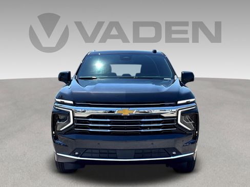 New 2026 Chevrolet Suburban LT w/ Comfort Package RWD image 2
