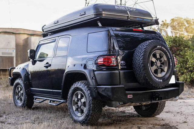 Used 2007 Toyota FJ Cruiser 4WD w/ TRD Special Edition image 6