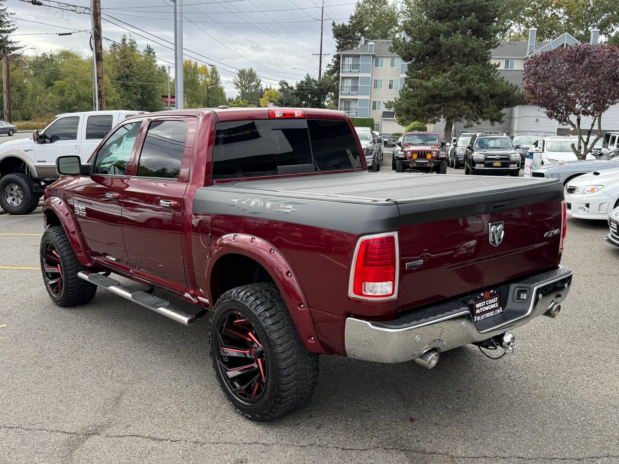 Used 2016 RAM 1500 Laramie w/ Convenience Group AWD/4WD image 16