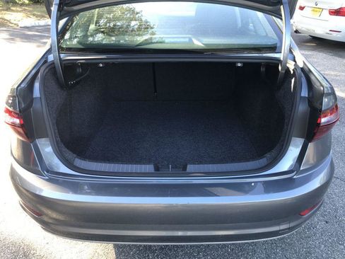 Used 2020 Volkswagen Jetta SE image 13