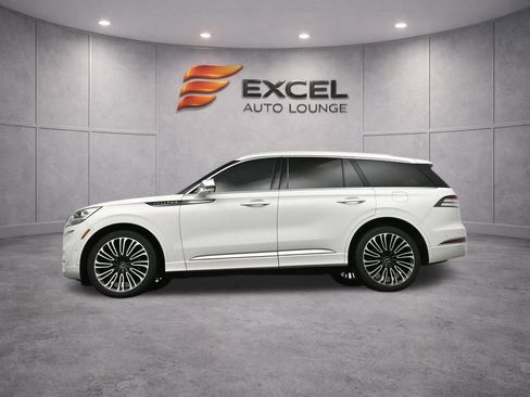 Used 2020 Lincoln Aviator Black Label w/ Dynamic Handling Package image 46