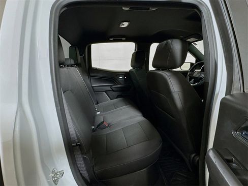 Used 2024 GMC Canyon Elevation image 24