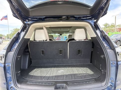 Used 2023 Buick Enclave Avenir w/ Avenir Technology Package FWD image 30