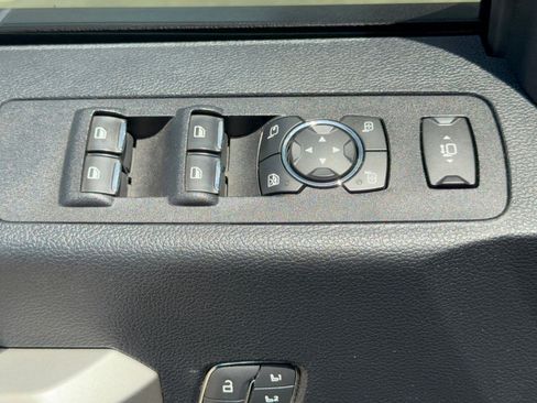 Used 2020 Ford F250 Lariat w/ Lariat Value Package AWD/4WD image 15