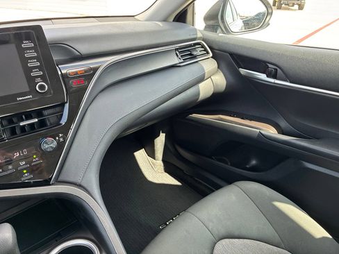 Used 2024 Toyota Camry LE FWD image 32