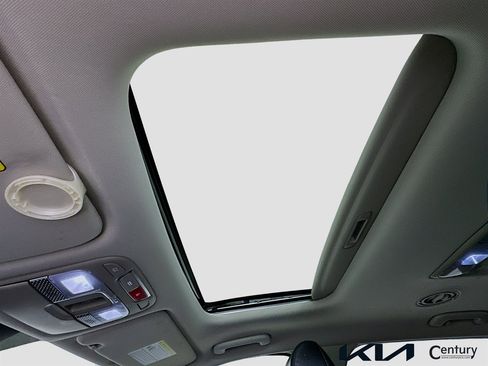 Certified 2025 Kia Telluride S AWD/4WD image 22