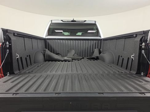 Used 2024 Toyota Tundra Limited AWD/4WD image 31