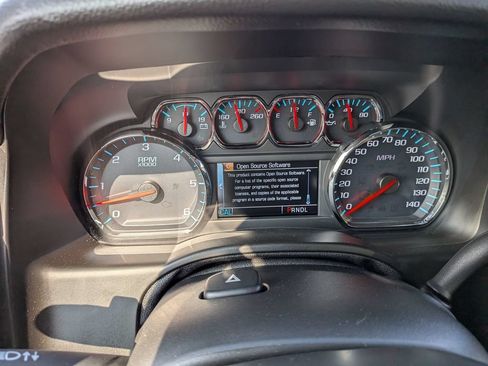 Used 2019 Chevrolet Tahoe LT AWD/4WD image 16