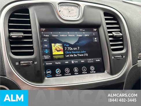 Used 2021 Chrysler 300 Touring L image 32