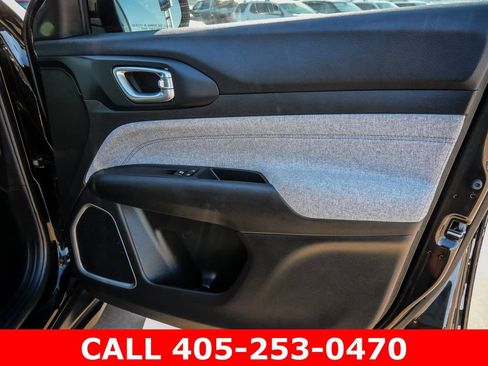 Used 2024 Jeep Compass Latitude AWD/4WD image 47