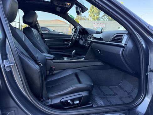 Used 2016 BMW 328i xDrive Sedan AWD/4WD image 13