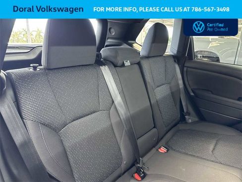 Used 2025 Subaru Forester Premium image 26