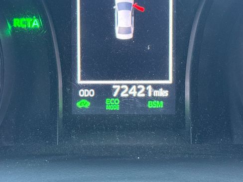 Used 2021 Toyota Camry SE w/ Cold Weather Package FWD image 41