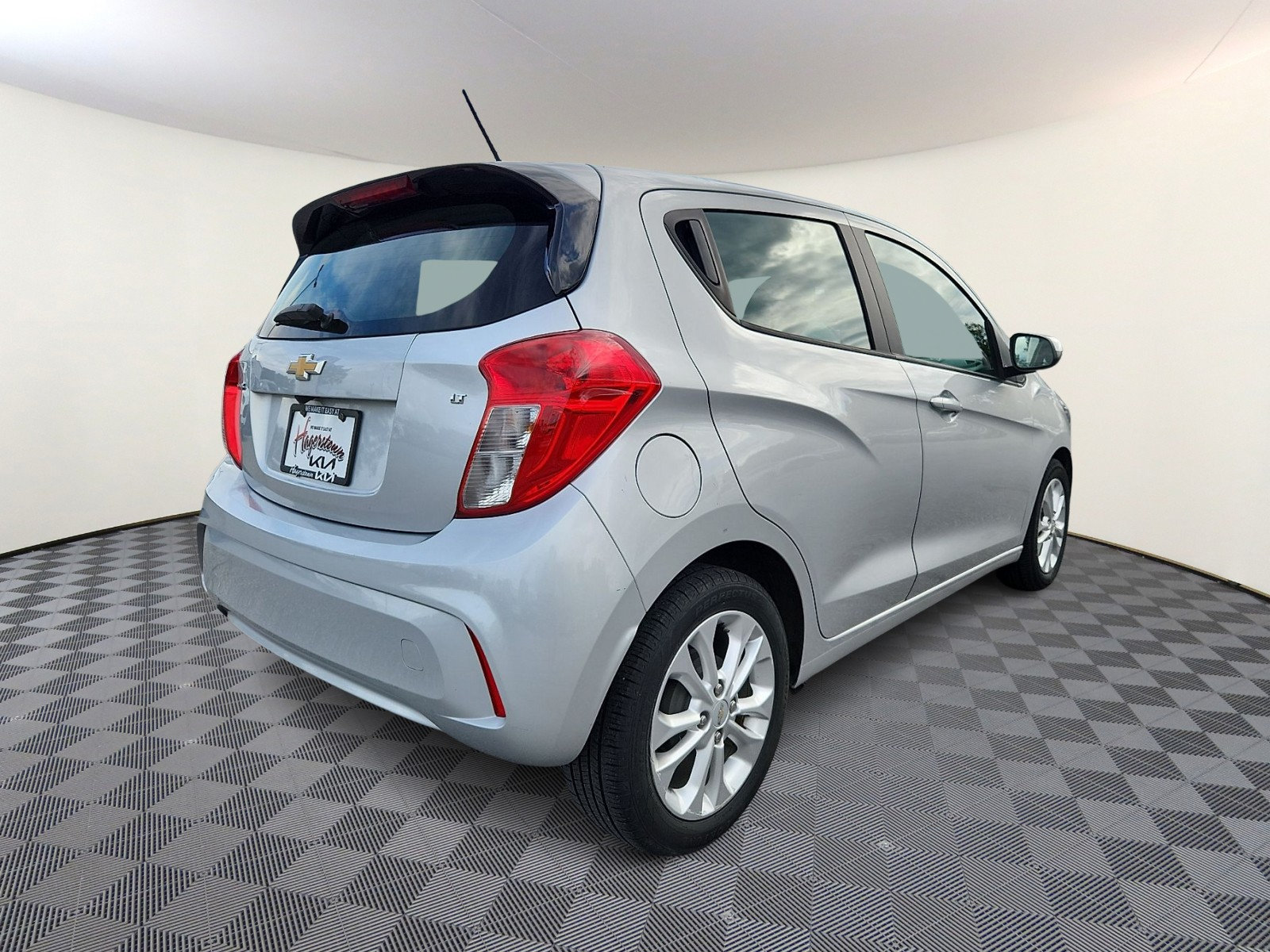 Used 2022 Chevrolet Spark LT FWD image 6