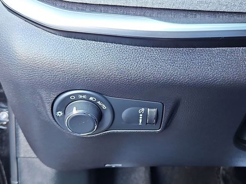 Used 2024 Jeep Compass Sport AWD/4WD image 15