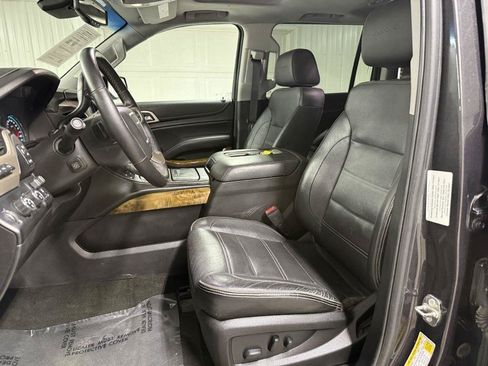 Used 2017 GMC Yukon XL Denali w/ Open Road Package AWD/4WD image 13