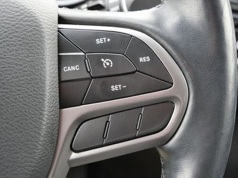 Used 2021 Jeep Cherokee Latitude Lux image 36