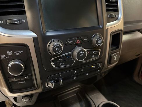 Used 2013 RAM 2500 Power Wagon w/ Luxury Group image 18