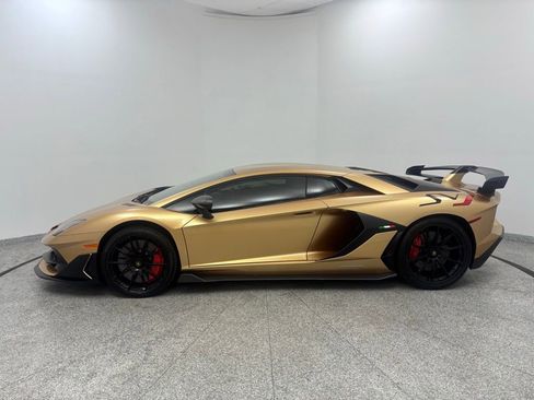 Used 2019 Lamborghini Aventador SVJ image 4