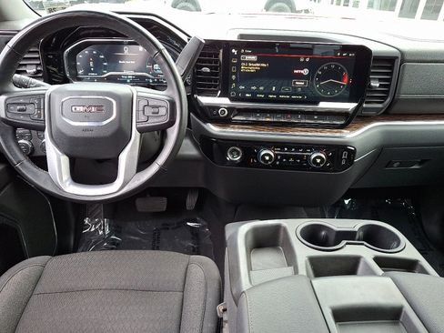 Certified 2023 GMC Sierra 1500 Elevation image 15