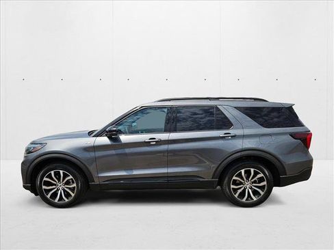 New 2025 Ford Explorer ST-Line image 7