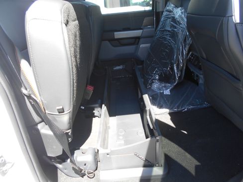 New 2026 Ford F150 Lariat image 9