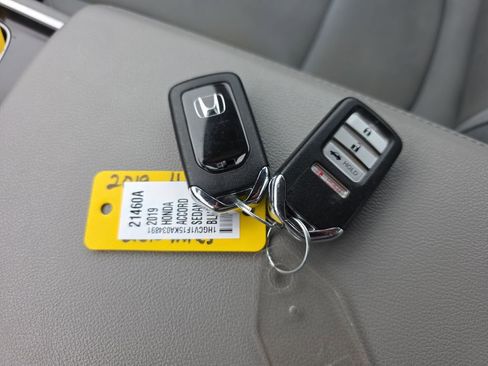 Used 2019 Honda Accord LX image 29