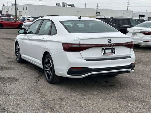 New 2026 Volkswagen Jetta Sport FWD image 3