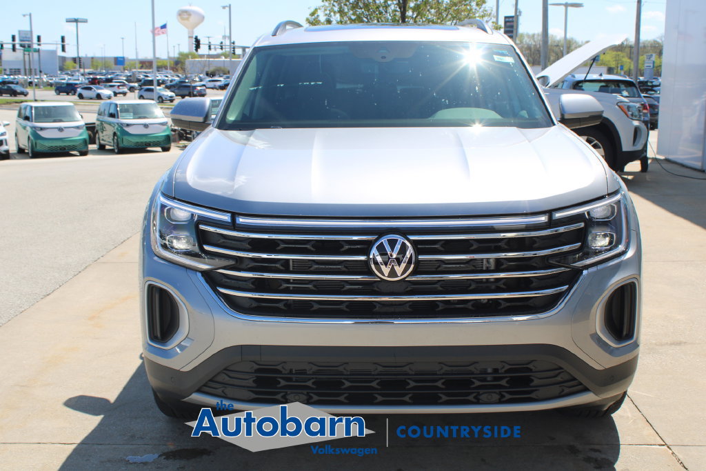 New 2026 Volkswagen Atlas SE AWD/4WD image 2