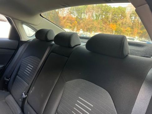 Used 2019 Kia Forte S w/ S Premium Package image 17