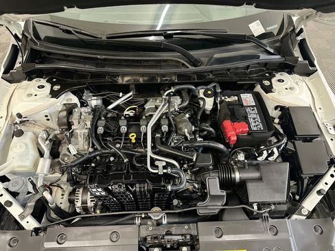 Used 2023 Nissan Altima 2.5 SV w/ SV Premium Package FWD image 34