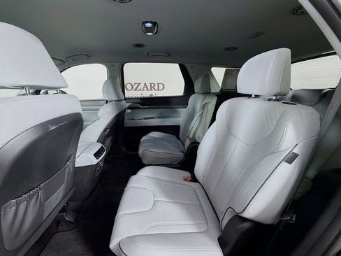Used 2025 Hyundai Palisade SEL FWD image 28