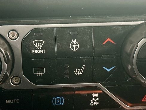 Used 2022 Jeep Wrangler Unlimited Rubicon 4xe w/ Cold Weather Group image 21