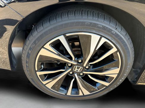 Used 2016 Honda Accord EX-L image 18