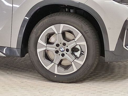 New 2026 BMW X1 xDrive28i w/ Convenience Package AWD/4WD image 10