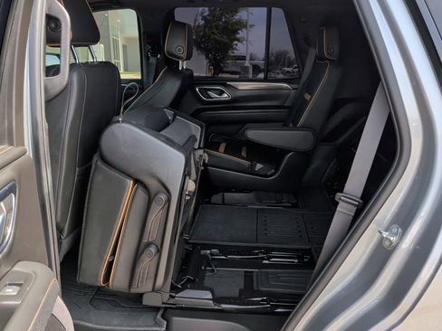 Used 2024 GMC Yukon AT4 w/ AT4 Premium Package image 40