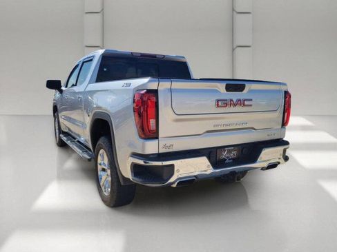 Used 2021 GMC Sierra 1500 SLT w/ SLT Premium Plus Package AWD/4WD image 6