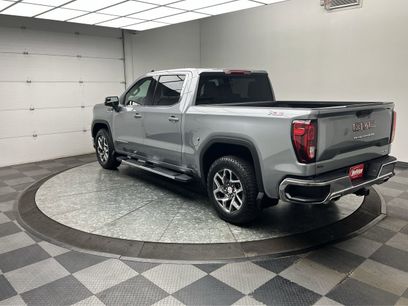 New 2026 GMC Sierra 1500 SLE
