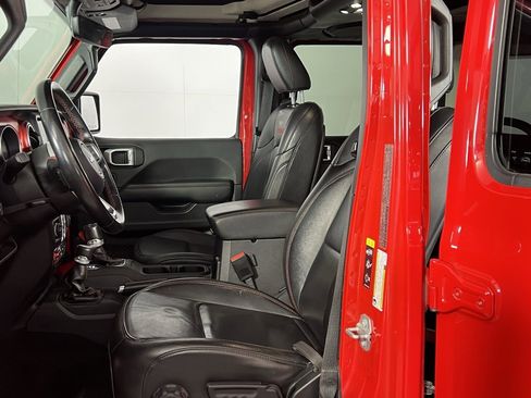 Used 2021 Jeep Wrangler Unlimited Rubicon w/ Dual Top Group image 23